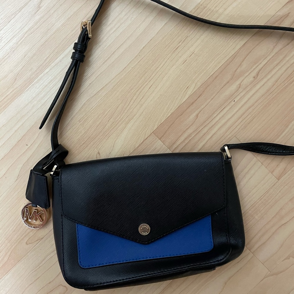 Michael Kors crossbody bag
